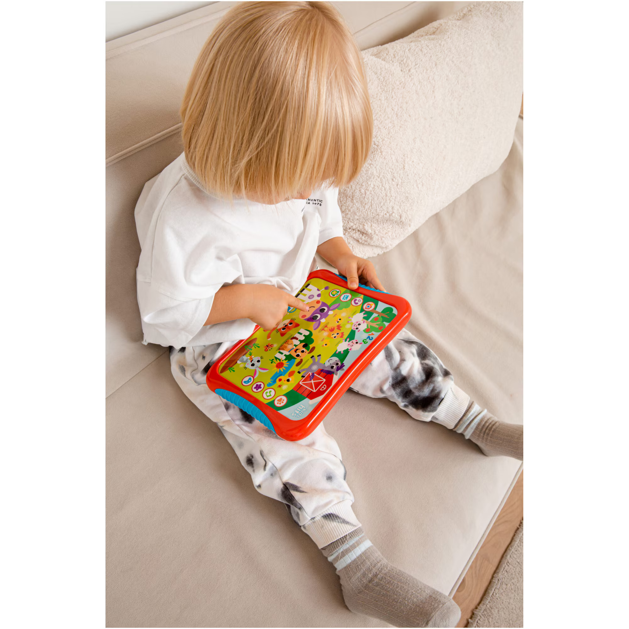 Jucarie interactiva Momki Kids Hits - Prima mea tableta, Viata la ferma