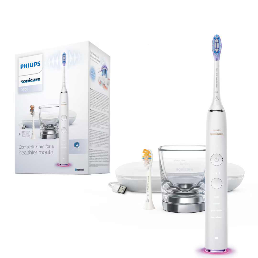 Periuta de dinti sonica electrica Philips Sonicare DiamondClean Smart 9400 HX9917/88, 62000 miscari/minut, 4 moduri de curatare, 3 nivele intensitate, senzor presiune, functia BrushSync, 2 baze cu rol de incarcare, 2 capete de periere, Alb