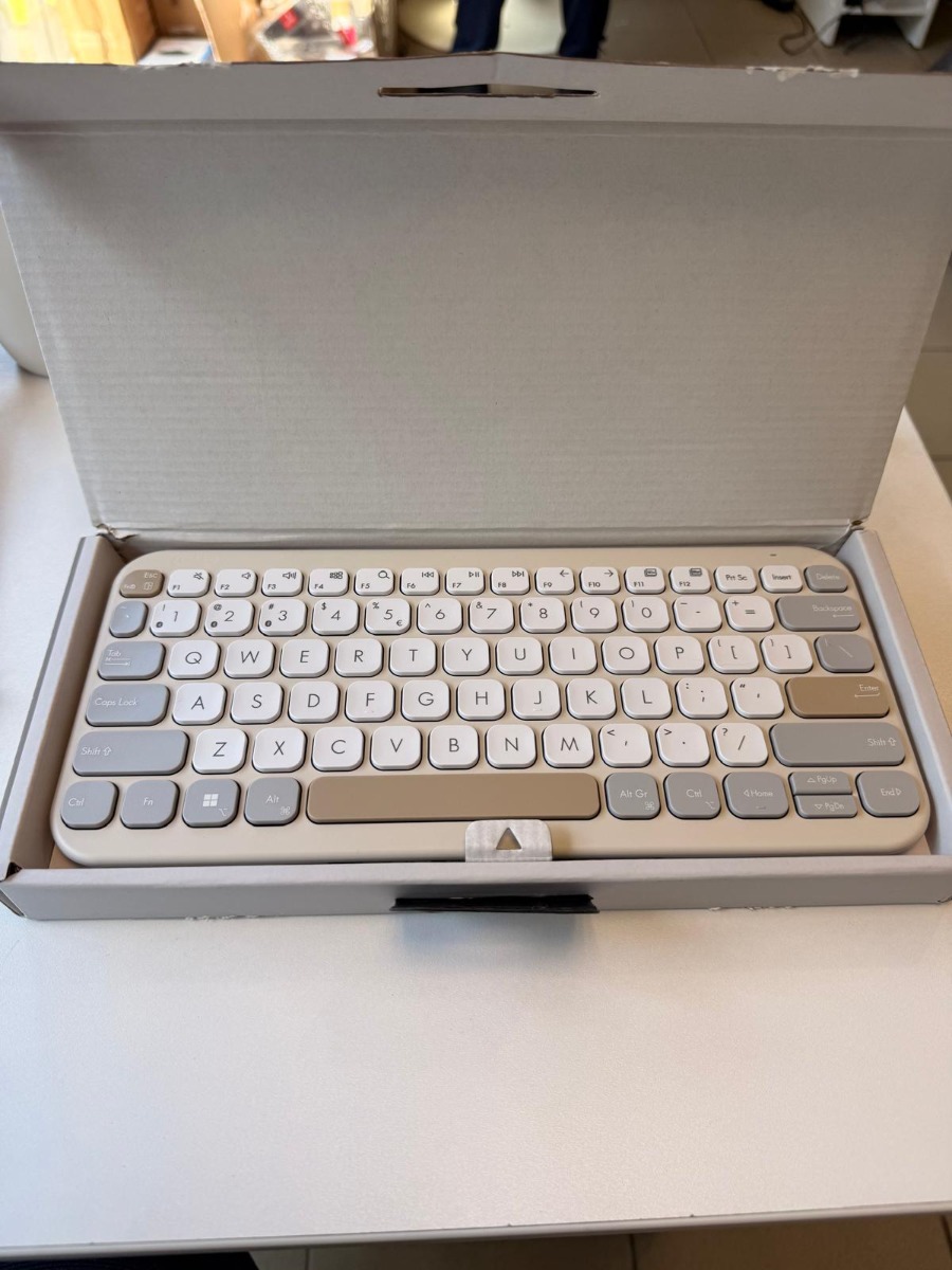 Resigilat - tastatura wireless ASUS KW100, Oat Milk